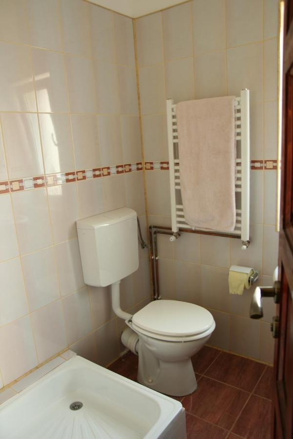 Casa Zmeilor Tasnad Exterior foto