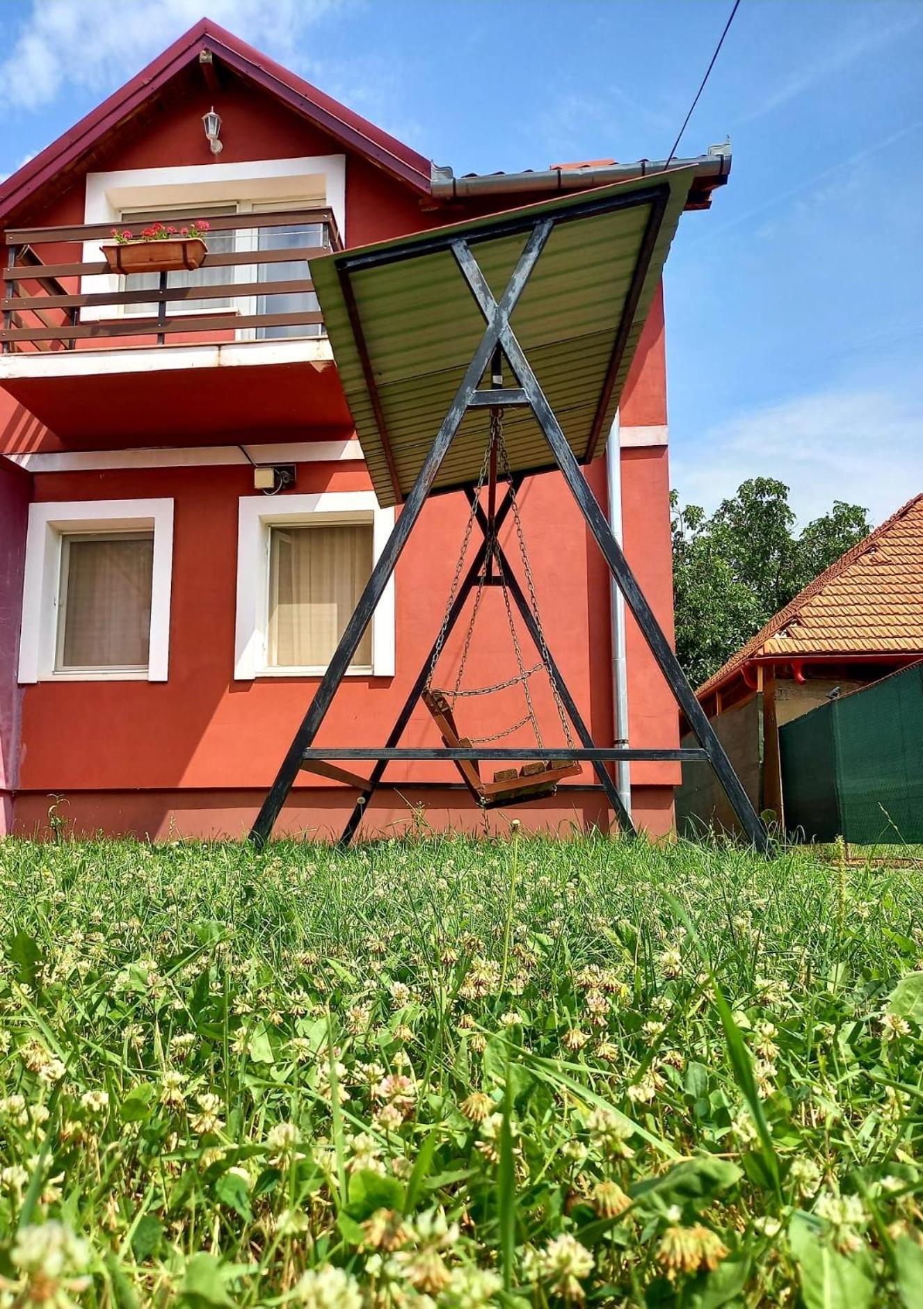 Casa Zmeilor Tasnad Exterior foto